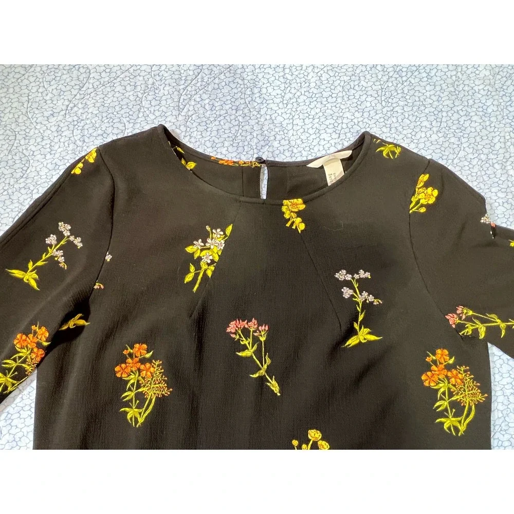 H & M Black Floral, 3/4 Sleeve Shift Dress, Size 10 - Picture 7 of 10